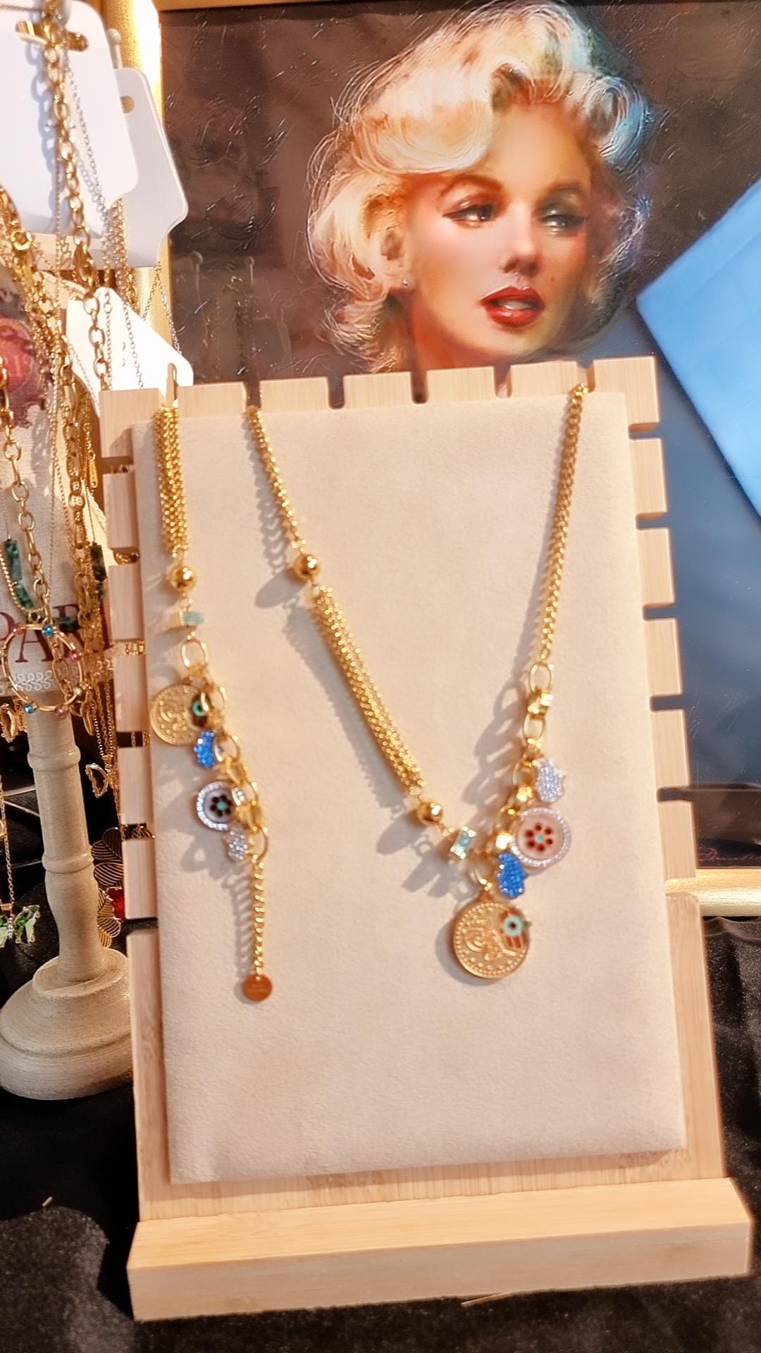 Collier Veda