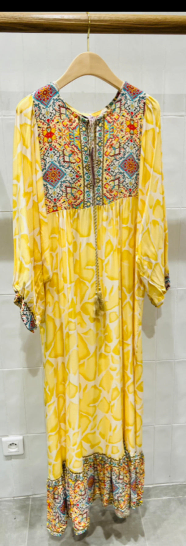 Robe Lady