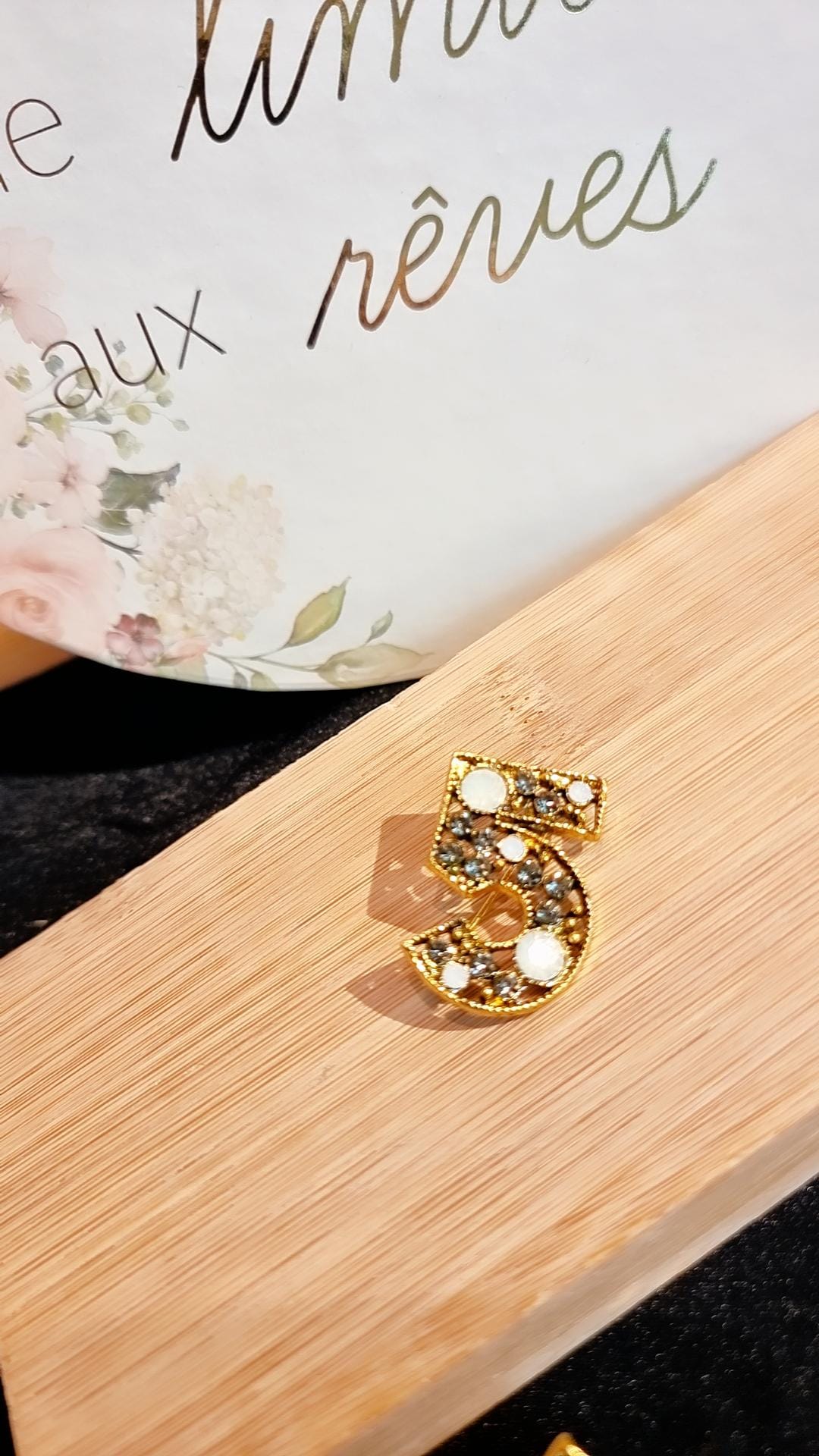 Broche Junior 5